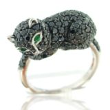 Le Chat – Bague Or Gris Diamants Blancs Diamants Noirs